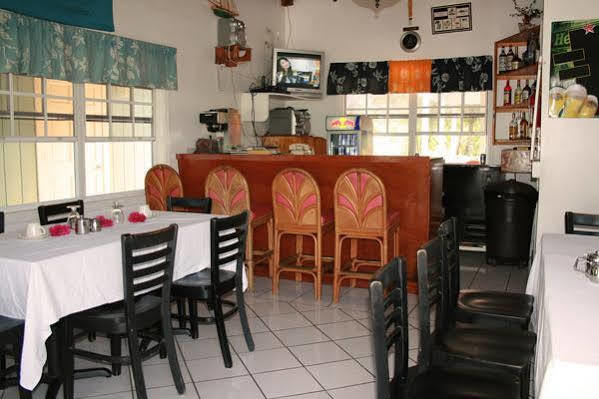 Nathan'S Lodge Kemps Bay Buitenkant foto